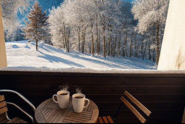 Outdoor dining - 48m² With Balcony And Mountain View! (Chamonix-Mont-Blanc)