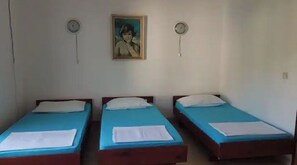 1 bedroom, WiFi - Room for Three -Sea Garden View (Bijela)
