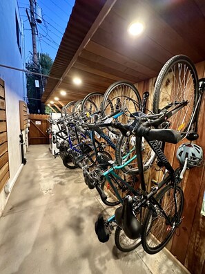 Property grounds - Quiet Condo in Village with Deck, Bikes and AC (San Clemente)