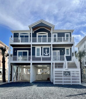 Exterior - Beach House w/beautiful ocean views.  Private heated pool. Elevator. Sleeps 10. (Ocean Isle Beach)