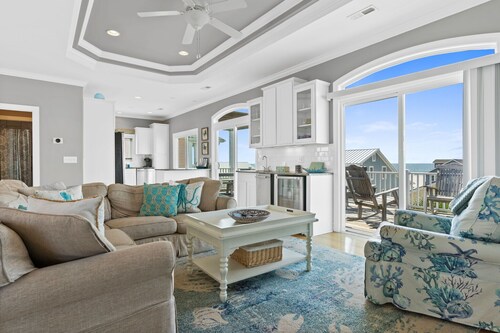 Beach House w/beautiful ocean views.  Private heated pool. Elevator. Sleeps 10.