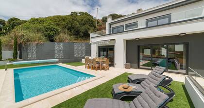 Venda Nova - Villa de Vacances avec Piscine Privée par SCH