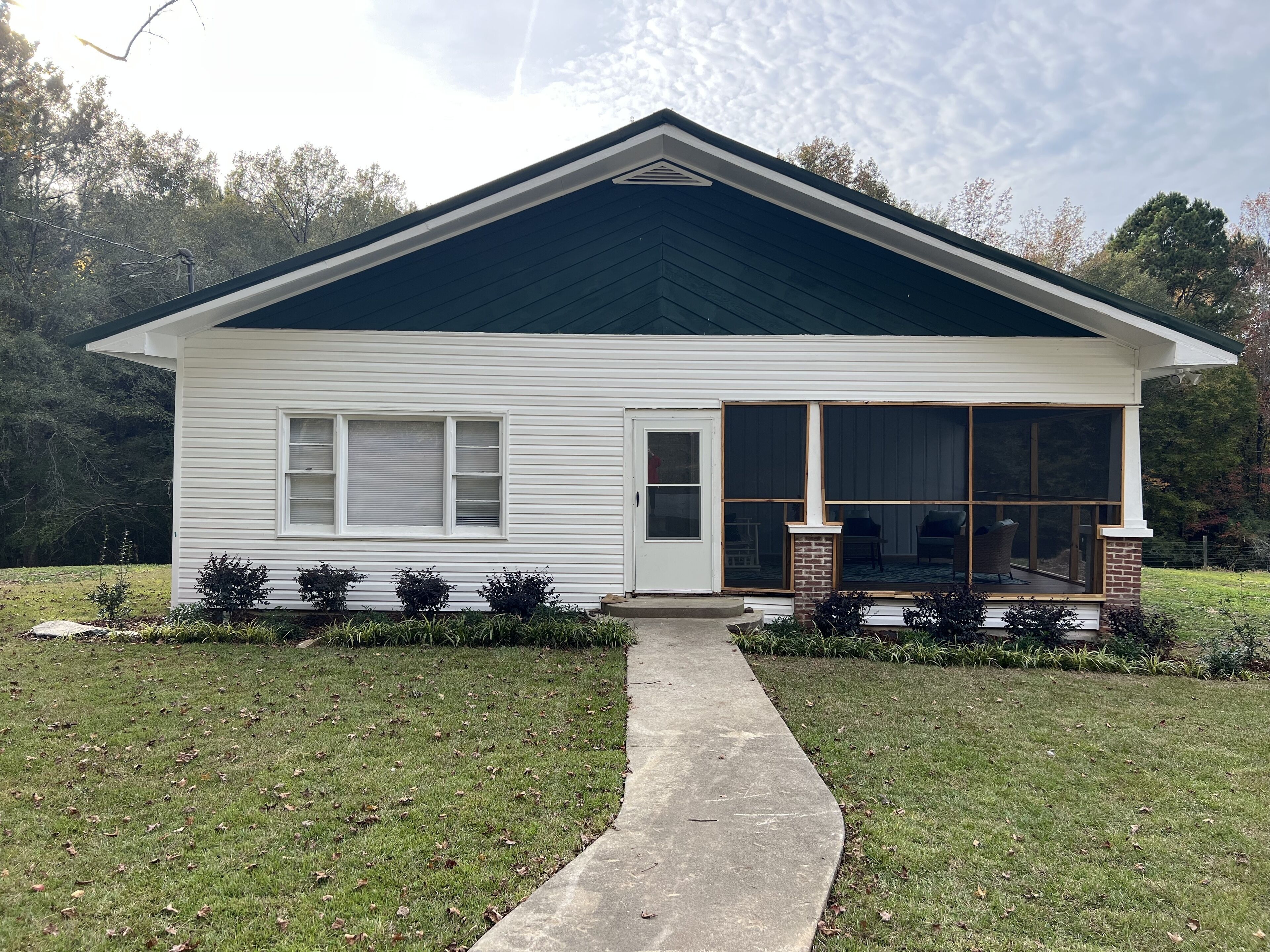 Serenity Farmhouse, Heflin, AL