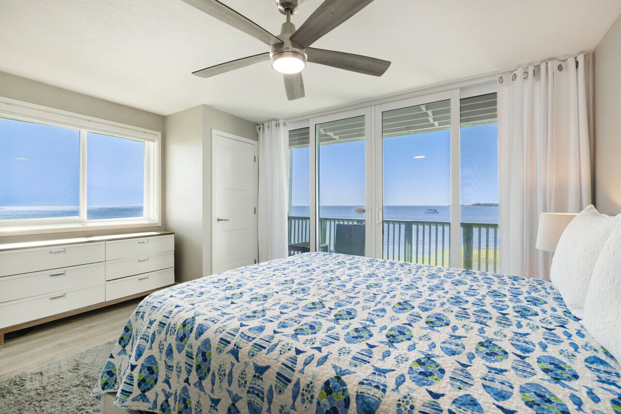 2 bedrooms, iron/ironing board, travel crib, free WiFi