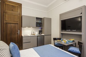 Superior Studio | Premium bedding, down comforters, laptop workspace, blackout drapes