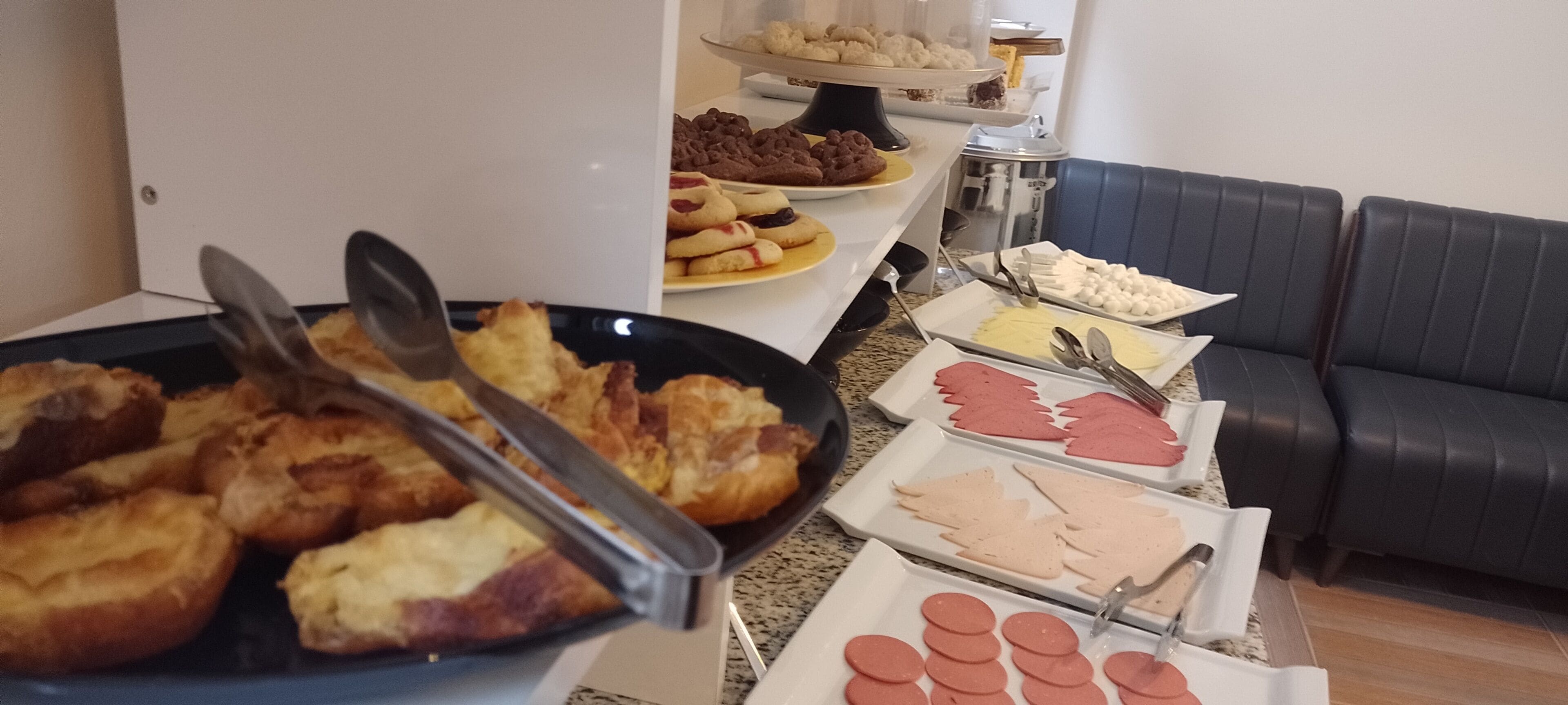 Free daily full breakfast