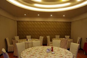 Unclassified image, 3 of 30, button - Xintiandi Hotel (Haiyan)