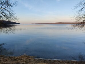 Beach - Romantische Reetgedeckte Bauernhaushälfte in Alt Rehse (Penzlin OT Alt Rehse)