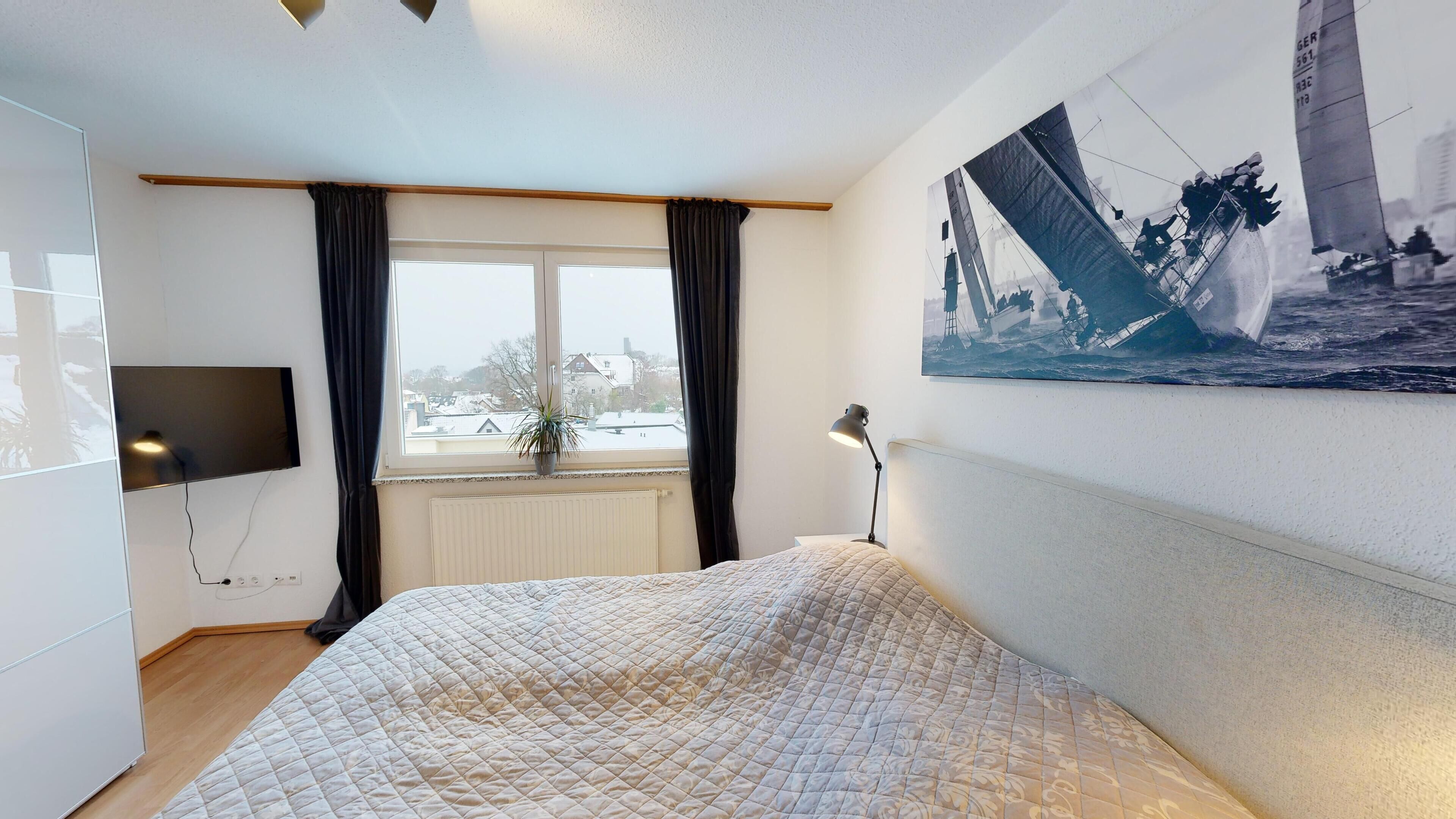 2 bedrooms, iron/ironing board, free WiFi