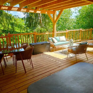 Family Tree House | Terrace/patio - Le Château Des Fées (Illoud)