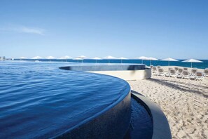 Beach nearby - Baja Point Luxury Oceanfront Studio Villa - Available July 31 - August 7, 2022 (Las Cabos)