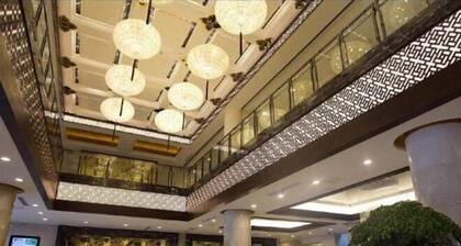 Anhui Traffic Control Hui Fengwan Yun Hotel(Tunxi Old StreetLiyangOnd Street Store))