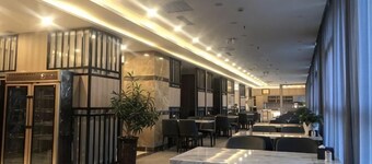 Junrui Garden Hotel