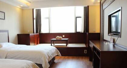 Junrui Garden Hotel