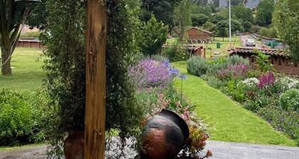 Inviting 10-bed Villa in Urubamba, Cusco, Peru