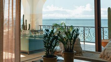 Presidencial Ocean View suite | Vista spiaggia/mare
