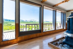 Interior - East Glacier Cabin w/ Stunning Views of the Rockies! 30 min from 2 GNP entrances (Browning)