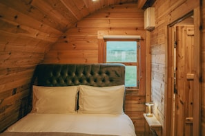 1 Schlafzimmer, Reisekinderbett, kostenloses WLAN, Bettwäsche