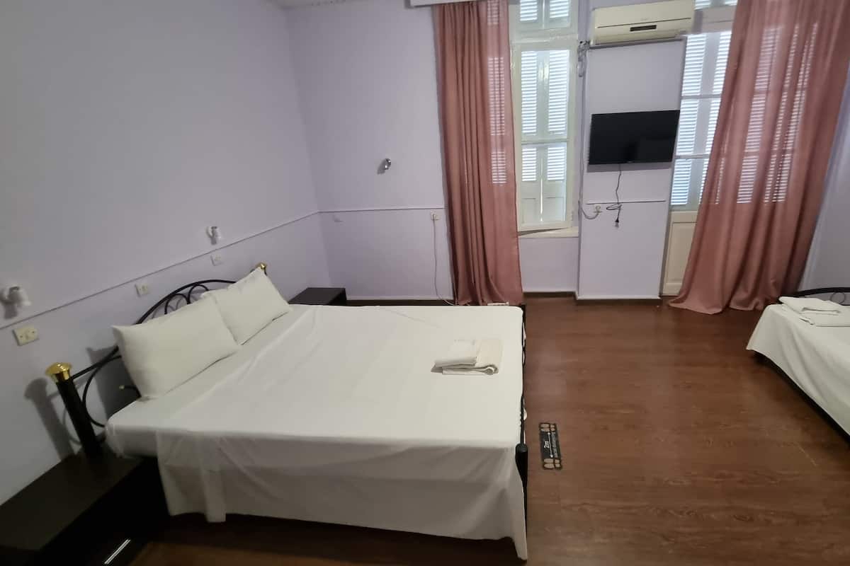 1 bedroom, laptop workspace, free WiFi