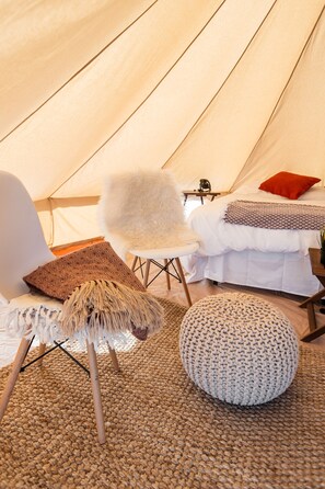 Bed sheets - Olympic Glamping (Port Angeles)