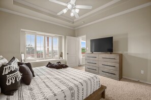 3 عدّة غرف نوم وواي فاي مجانًا وملاءات أسرّة