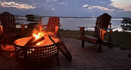 Rizzy's on the Lake