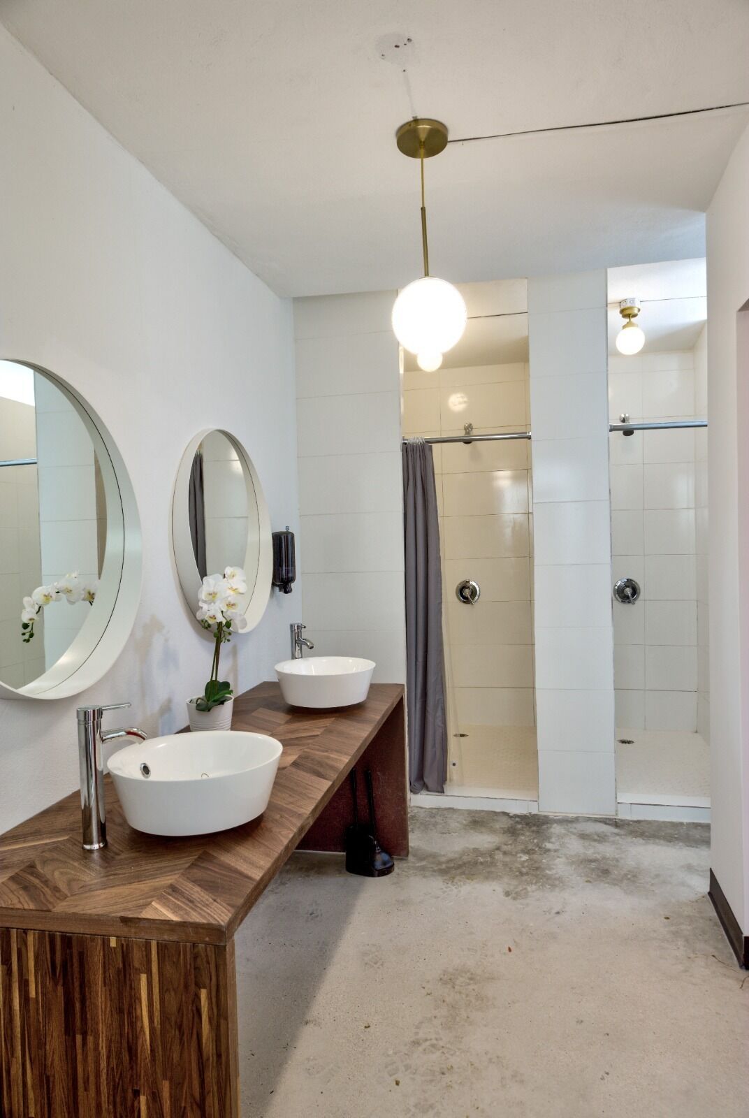 Juliette Hostel for Women Only