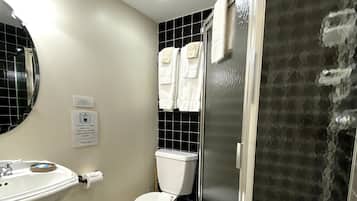 Douche, sĂšche-cheveux