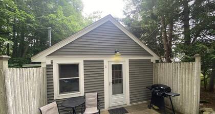 Pine Grove Cottages: Cottage 11