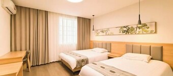 Wanding Business Hostel