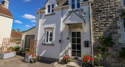 The Little Cottage