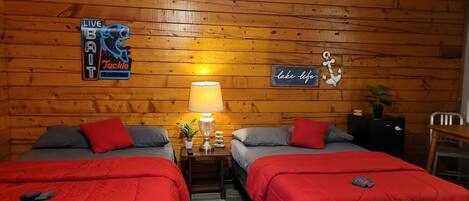 1 bedroom, bed sheets, wheelchair access