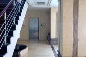 Unclassified image, 2 of 63, button - Weishidun Hotel (Minqing)