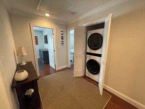 5 bedrooms, travel crib, free WiFi, bed sheets