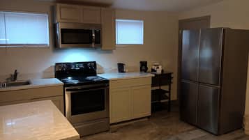 Suite | Cocina privada | Frigobar y microondas
