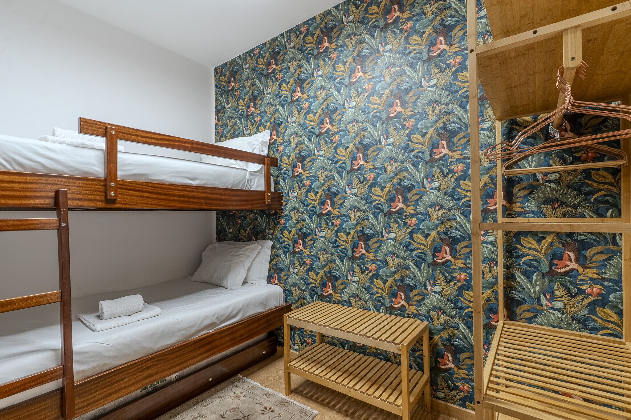 3 bedrooms, iron/ironing board, free WiFi