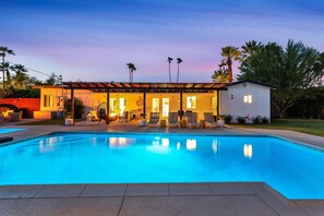 屋外プール、温水プール