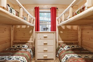 2 slaapkamers, gratis wifi, beddengoed, rolstoeltoegankelijk
