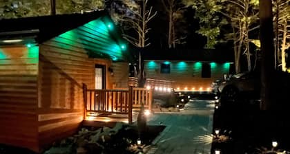 WATERFRONT CABIN PRIVATE BEACH HOT TUB FIRE RING FISH HIKE KAYAK