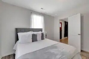 Room - Royalty in the Magic City (Birmingham)