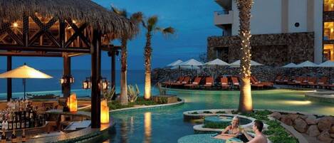 Outdoor pool, an infinity pool