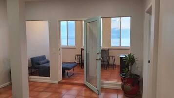 Smart TV, video games, stereo