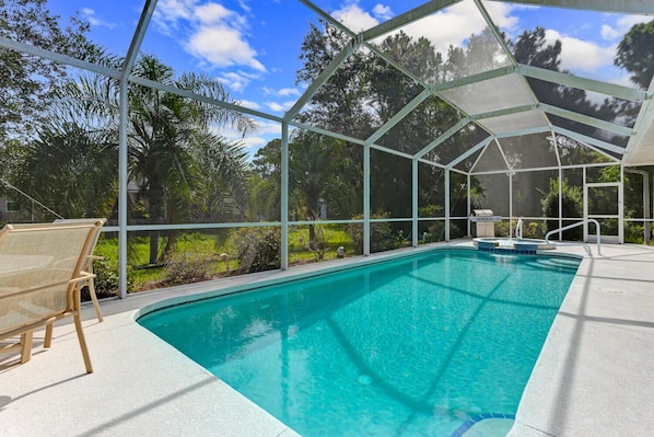 Outdoor pool, a heated pool