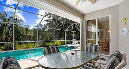 Private, Spacious 3 bed-2 bath Home with pool & spa