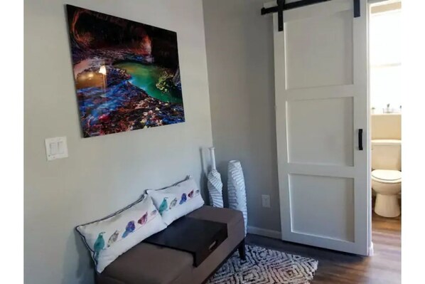 Interior - Zion Fence Line - Walk to Trailhead  - Secluded (Orderville)