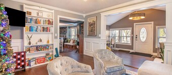 Luxurious Historical Home in Downtown!