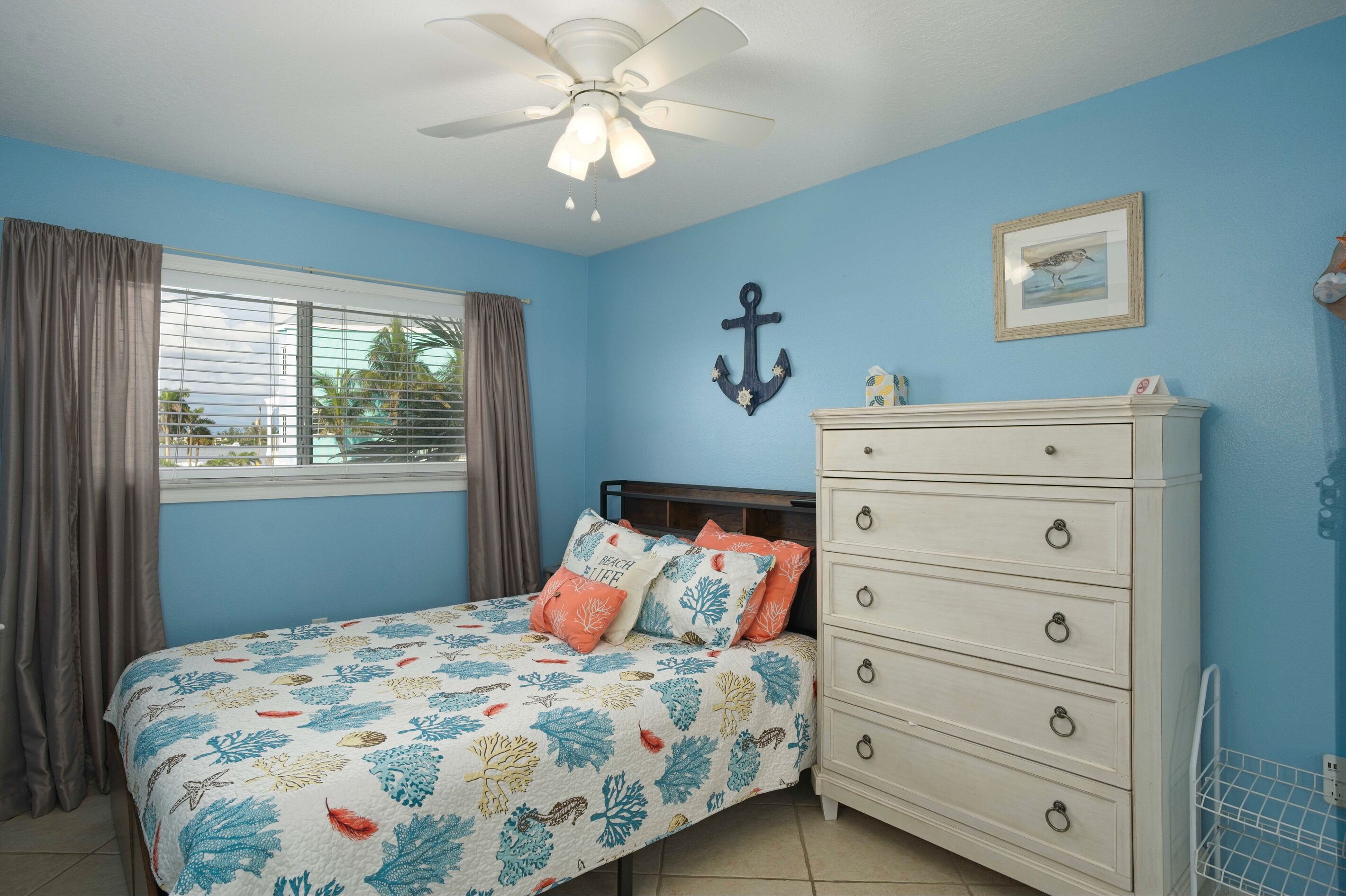 Queen bed