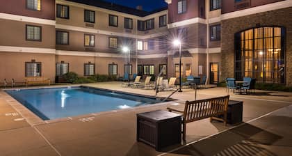 Pool & Gym. Your Next Trip!