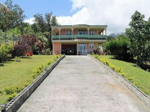 Exterior - Rainbow Hill Villa - Cottage (Ellenwood)