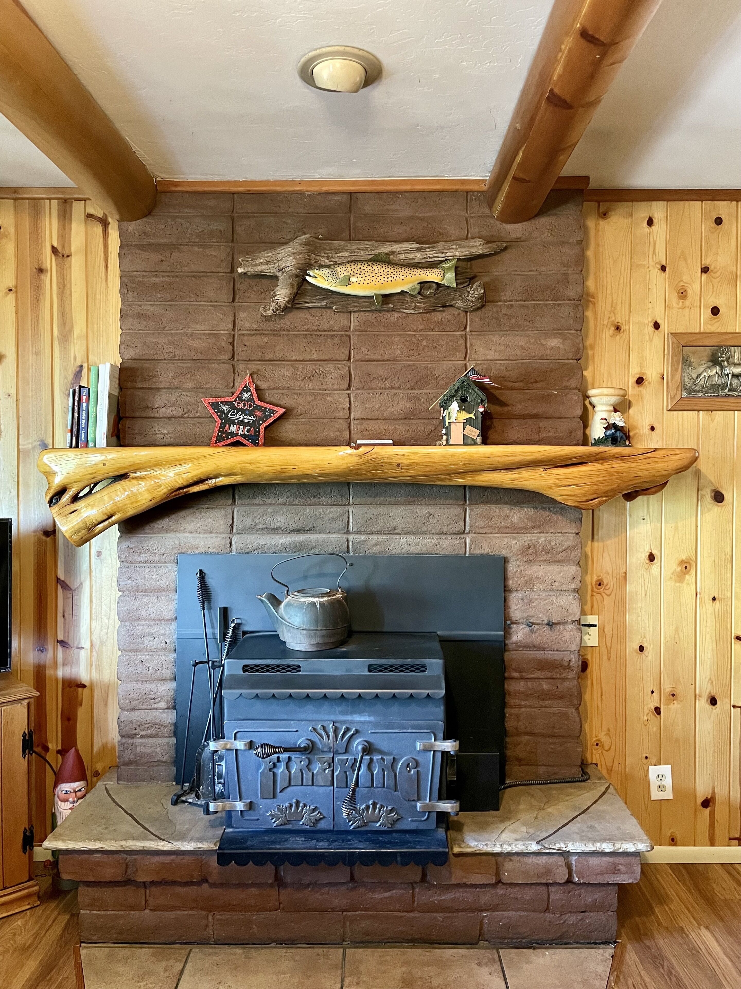 Rustic 2 Bedroom Cabin 1 in a Peaceful Forest!